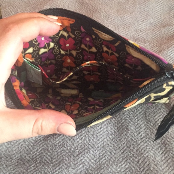 Vera Bradley wristlet - Picture 3 of 3